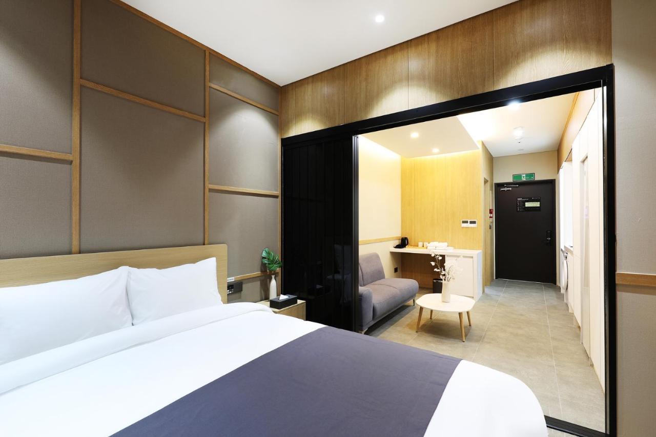 The Stay Classic Hotel Myeongdong Seúl Exterior foto
